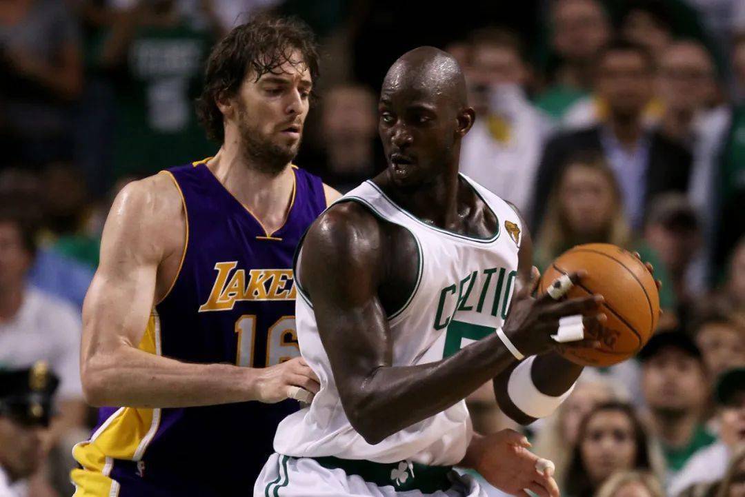 替补席的活 替补席的活