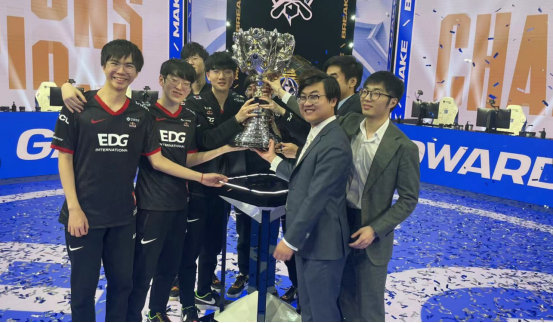 追求英超冠 追求英超冠