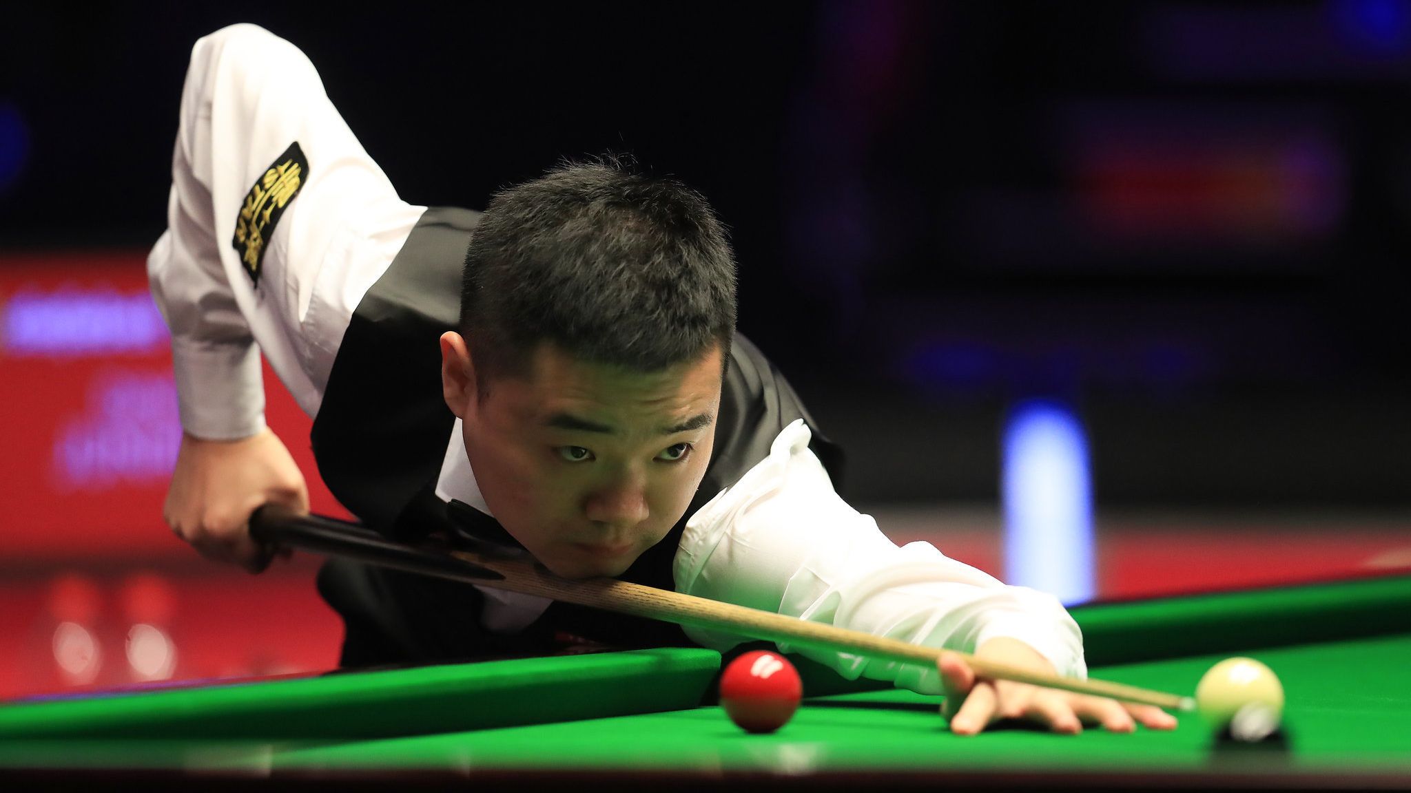 尤其是阿诺 尤其是阿诺