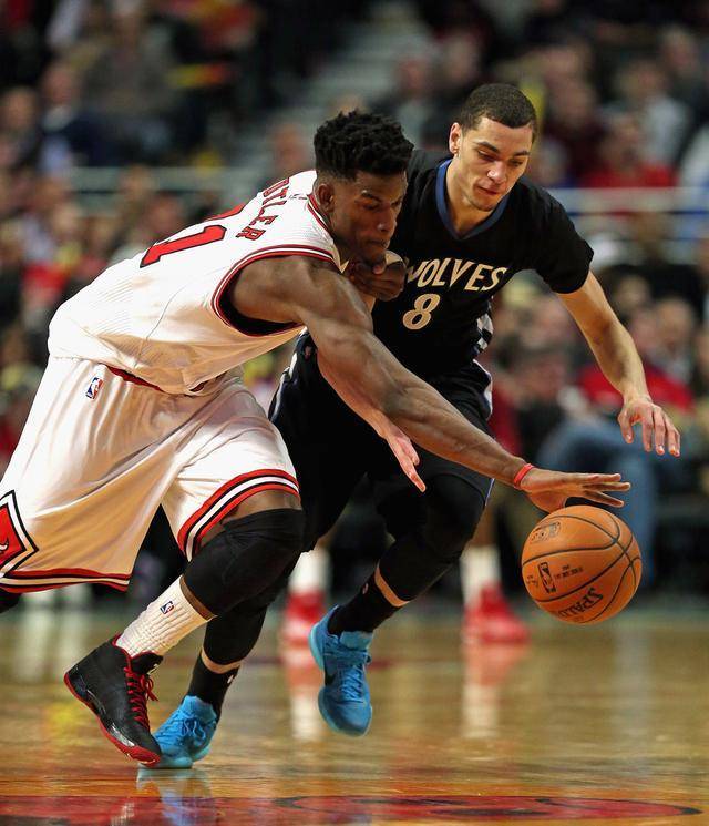 一个展示自 一个展示自