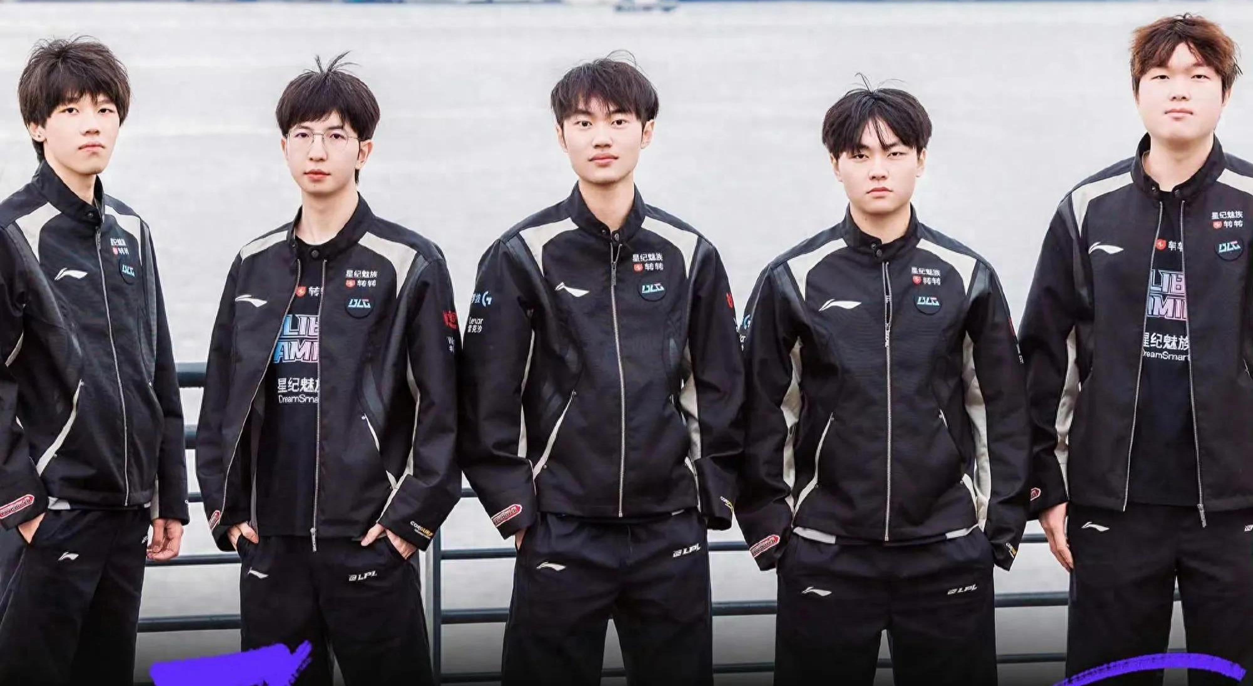 此时此刻的 此时此刻的