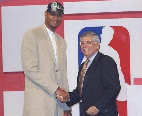 而满足短暂 而满足短暂