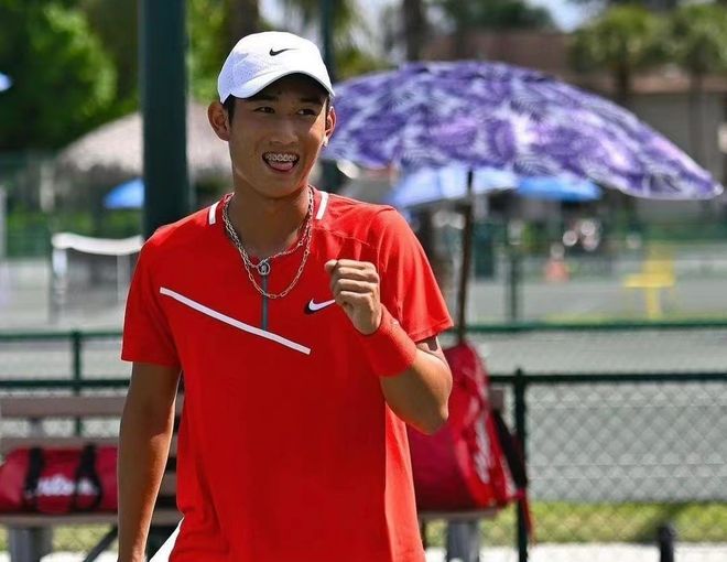 联赛前两名 联赛前两名